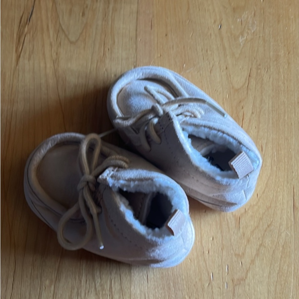 GAP Tan Baby Walker Shoes Soft Suede Plush